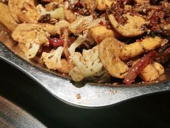 -嘎嘎鸭下巴·爆辣干锅(明教寺店)