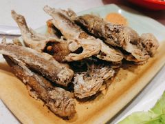 干炸小黄鱼-川坝子酒楼(安华西里店)