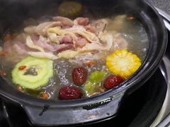 -野迹·石橄榄鸡·烧烤(新洲店)