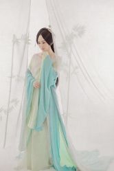 -盘子女人坊古装写真摄影