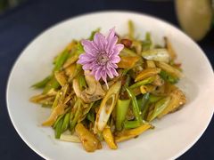 -大连长城大饭店(西安路地铁站店)