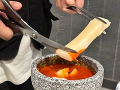 -M Stand(深圳龙岗万科广场店)