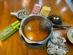 -老何家后安粉·糟粕醋海鲜火锅(三亚湾椰梦长廊店)
