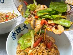 -李犟大爆鳝面·手工蟹黄包(湖滨西湖店)