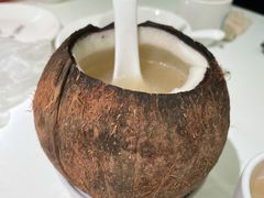 原只椰子炖乌鸡-清晖小苑•顺德地方菜(壹海城店)