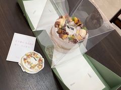 -小苍兰风铃草·礼物蛋糕(沈阳店)