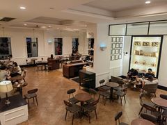 大堂-星巴克臻选(广州沙面店)