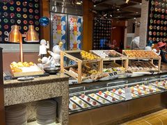 -怡咖啡海鲜自助餐厅(浦东香格里拉店)