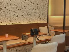 -Line 咖啡(石厦花园店)