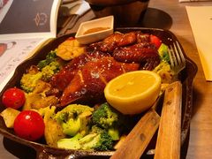 -来龙里 精致 东南亚餐室(万象城店)