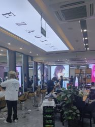 -藤野造型烫染·漂发