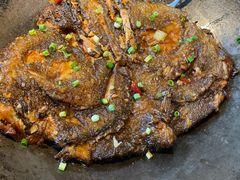 锅烧深海碟鱼头-大份-开海·红岛海鲜虾水饺(石老人店)