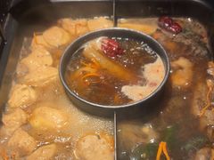 -老牌坊云南鱼豆花火锅(哈西万达店)