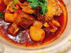 土豆煨牛腩-小河盐帮·私家菜·烤鸭(三元桥·霄云路店)