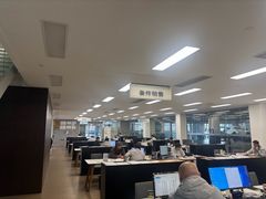 -上海永达奥诚奥迪4S店(申江路店)