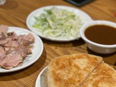 -李连贵酒家熏肉大饼(昆明街店)