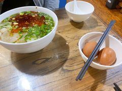 -陇上全荟兰州传统牛肉面(延吉路店)