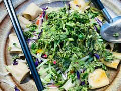 香椿油泼盖浇面-西贝莜面村(上海百联西郊店)