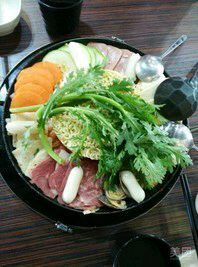 -顶顶红石锅拌饭(步行东街店)