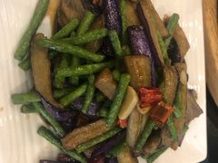 -河畔春天时尚餐厅