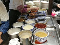 -八一路好吃街(雨田商务大厦店)