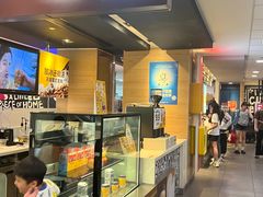 -麦当劳(假日广场店)