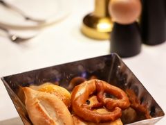 -龙虾酒吧扒房(宁波香格里拉店)