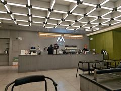 -M Stand(南京紫峰大厦店)
