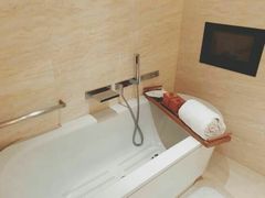 -上海衡山路十二号华邑酒店