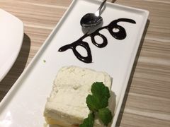 -必胜客(威高广场店)