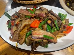 -郑件洋芋饭庄