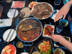 -唯爱KTV聚会餐厅(仙林东城汇店)