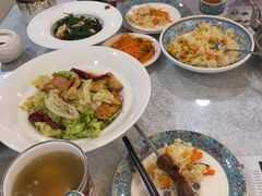 -汗腾格里·风味餐厅(新疆驻京办店)