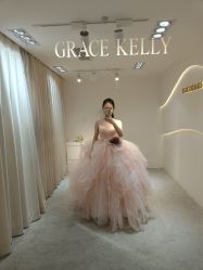 -GRACE KELLY婚纱与礼服(天津店)