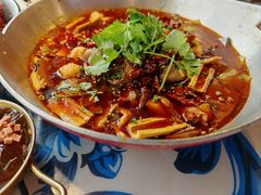 -川流不息·地道川菜·小龙虾(新松江路店)
