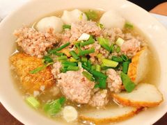 猪肉细米粉汤-榮泰米粉湯(Left Shop)