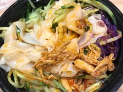 -小魔童·鲜切牛肉粉(时尚天河东区店)