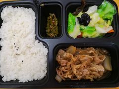 -田老师红烧肉(通州果园物美档口店)