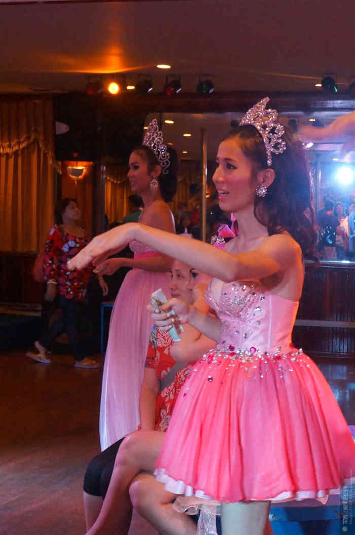 东方公主号-"据说芭提雅最美的人妖就在东方公主号上.船.