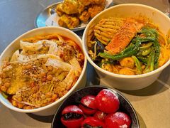 -W COLLECTIVE  DESSERT SHOP
