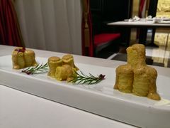 -皇城根·鲁菜济南菜·吊炉烤鸭·炒鸡鱼头(济南旗舰店)