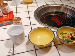 -卤校长重庆火锅(恒隆广场店)