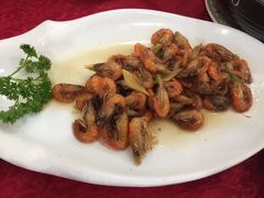 -石家饭店中市店
