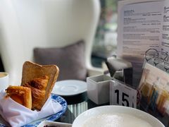 -广州天河希尔顿酒店