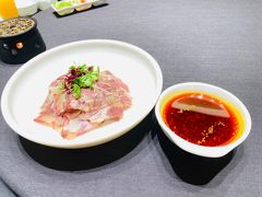 -艳阳天民俗村(公园路店)