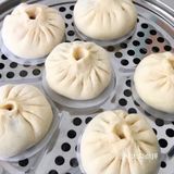 为我家只吃自家包子的小哥哥做的韭菜香菇猪肉包！