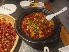 -万重锦·人文川菜馆(骡马市店)