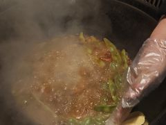 -哈尔滨烧烤·山河村铁锅炖(交大店)