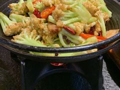 -万重锦·人文川菜馆(骡马市店)