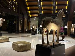 -三亚湾海居铂尔曼度假酒店